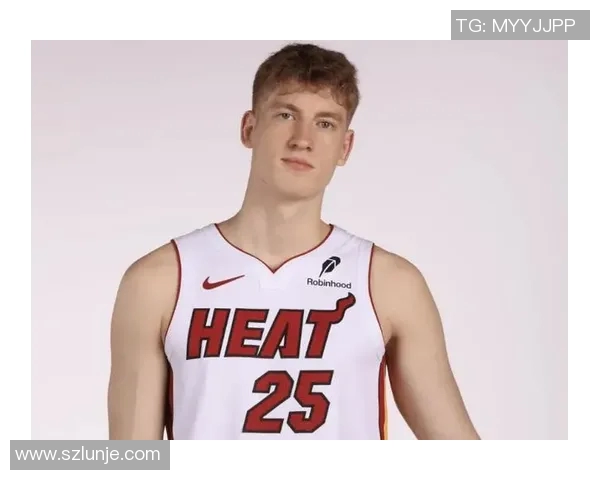 本赛季新秀三分命中率榜前十:亚库契奥尼斯领跑